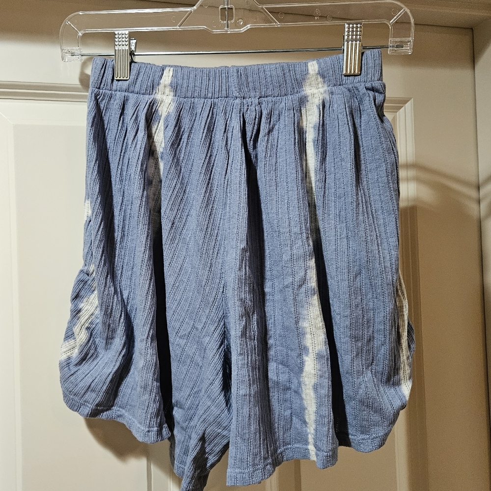 Free People Little Dream PJ Set LS Top High Rise Shorts Oversized Stretchy S NWT - Picture 14 of 16